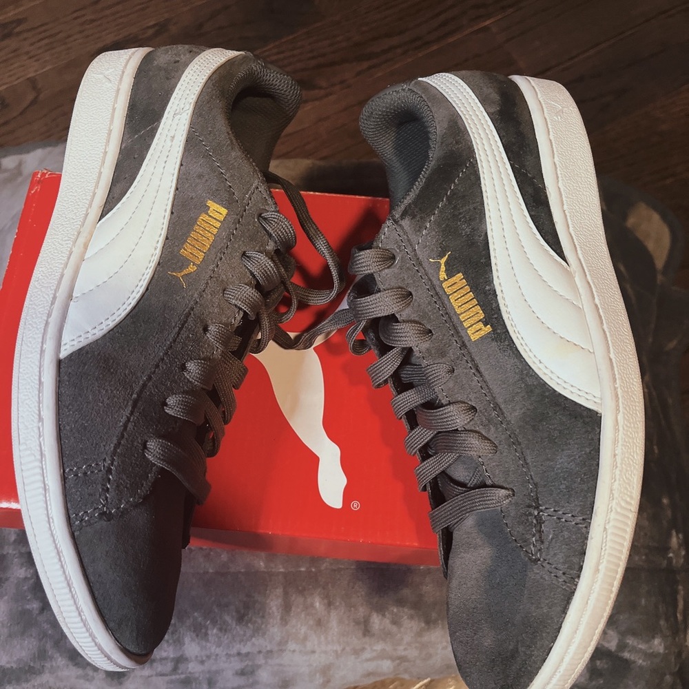 Puma Vikky for women